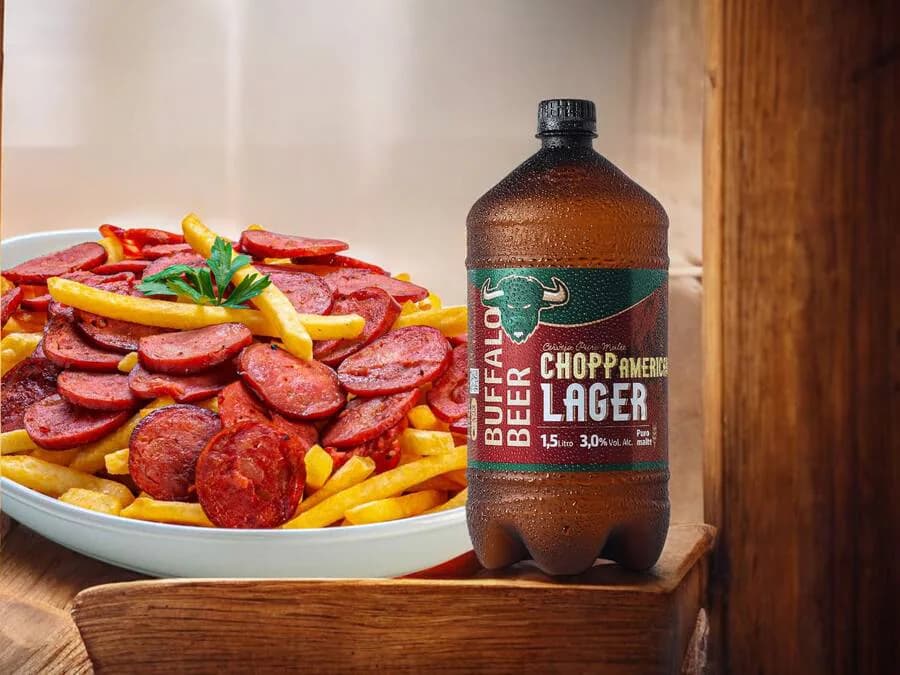 Combo Irresistível: Batata Frita com Calabresa + 1,5l de Chopp Buffalo!