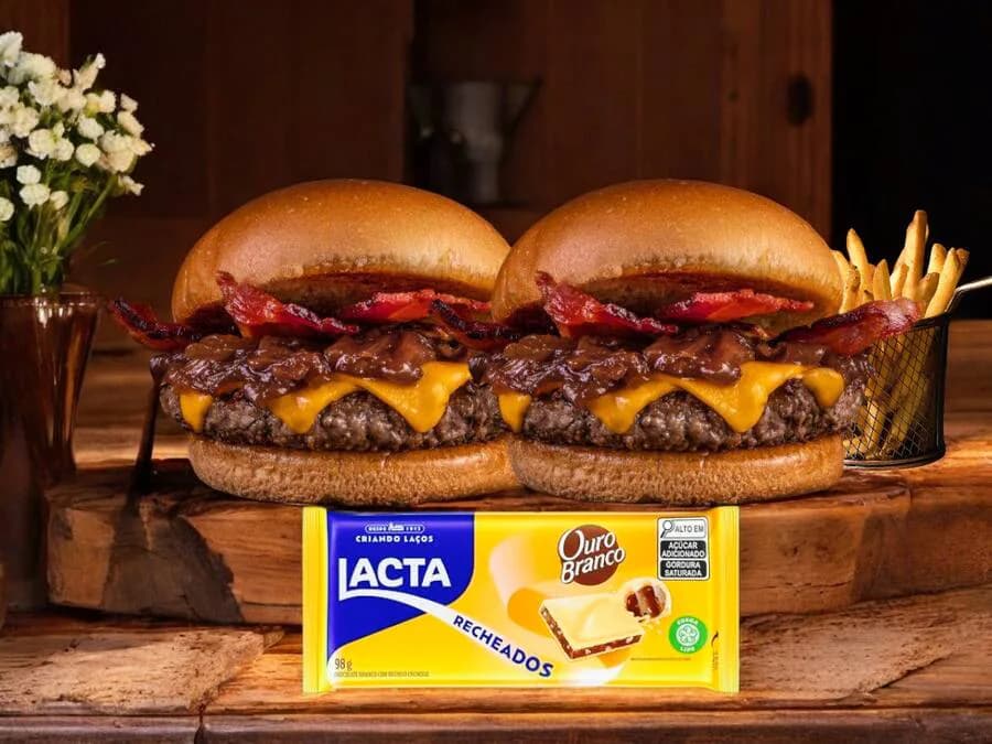 Combo Casal: Smash Bacon com Cebola Grelhada + Chocolate + Batatas Fritas